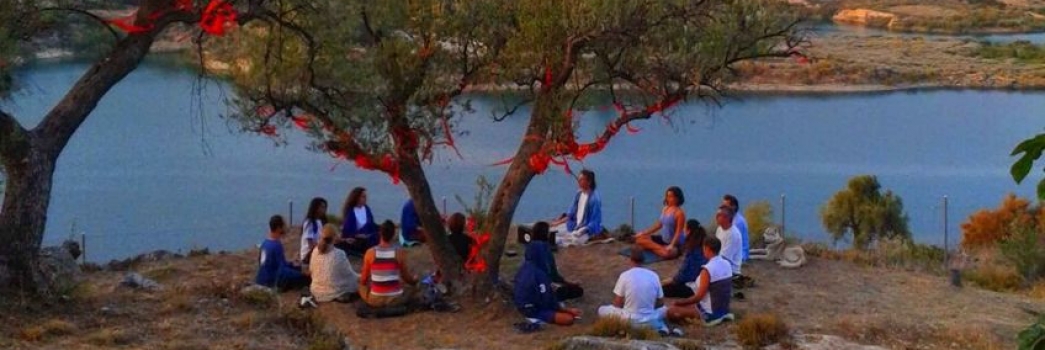 Foto descriptiva del evento: 'Curso de verano de Yoga en playa y naturaleza'